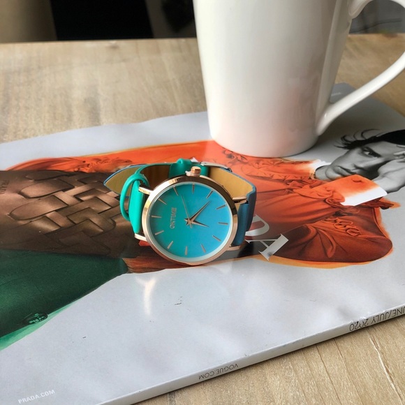 🆕RAINBOW Wristwatch in Afternoon Blue - Picture 3 of 5